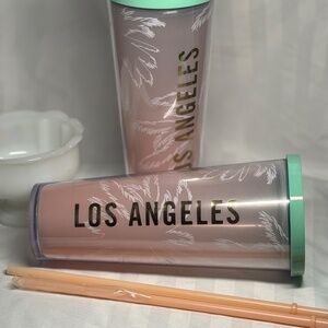 🌴💖 Sip in style, LA vibes only! 💖🌴